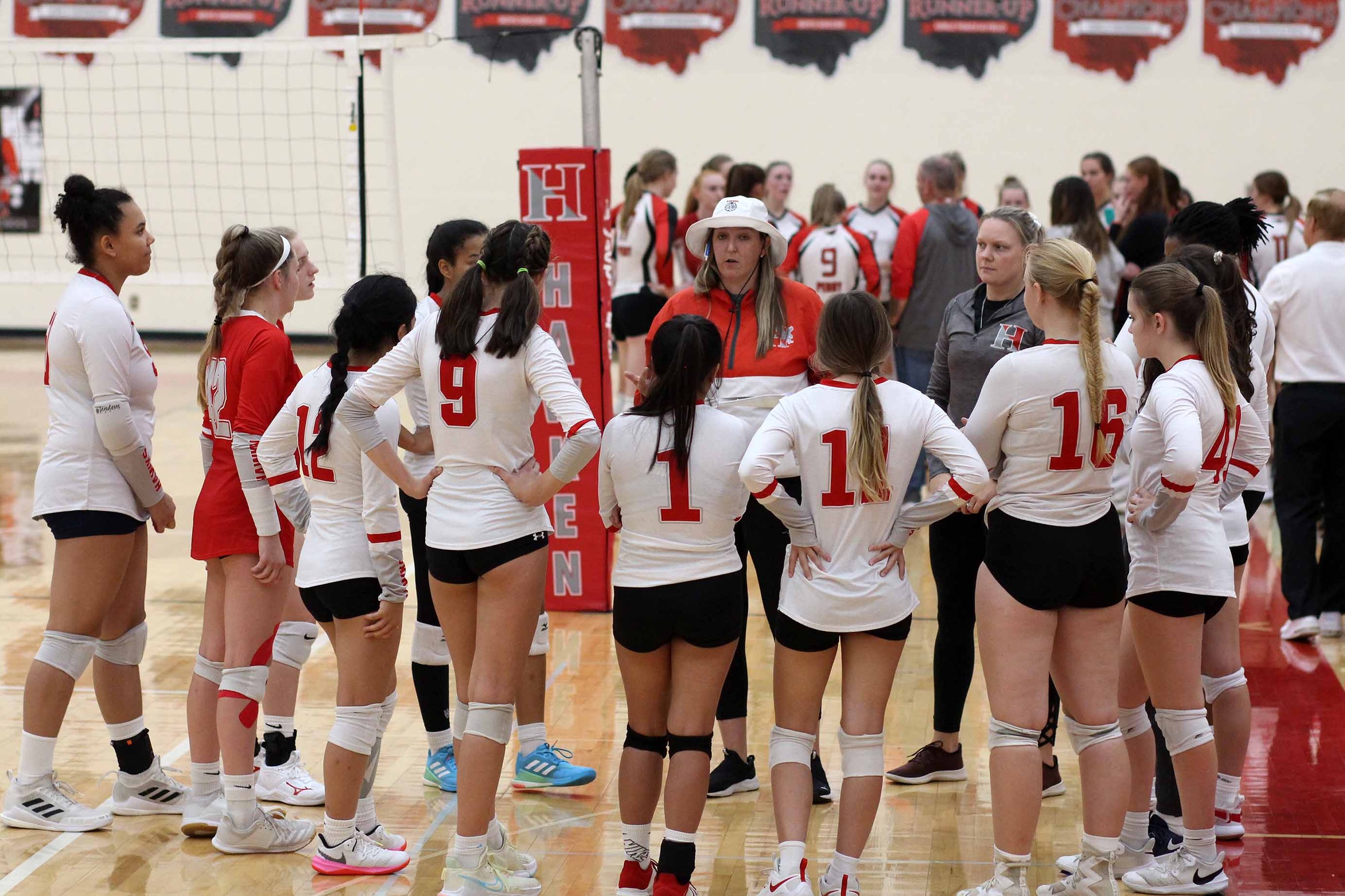 Hawks Win First Conference Title Since 1984